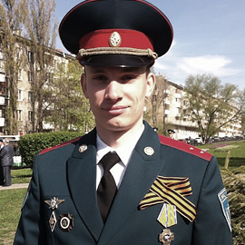 Может, что случилось? Может, что случилось?