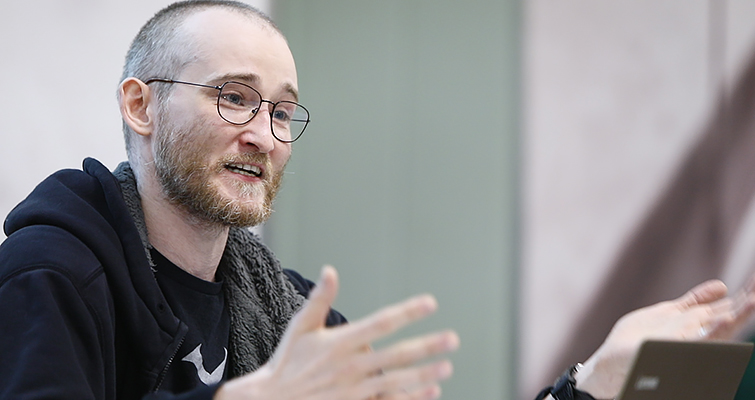 Встреча с концептуальным художником Валерием Чтаком Встреча с концептуальным художником Валерием Чтаком