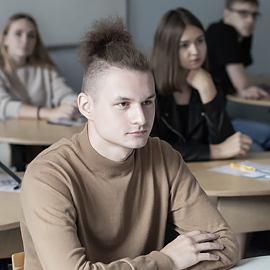 Первокурсники приступили к изучению китайского языка Первокурсники приступили к изучению китайского языка