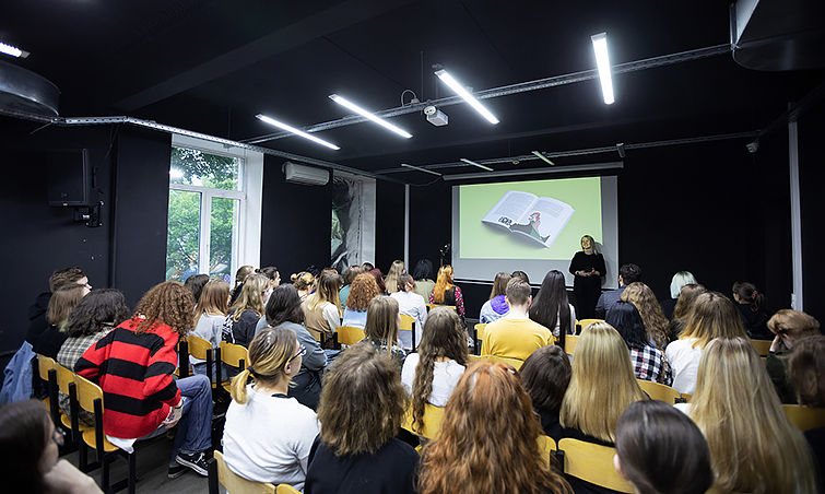 Студенты показали проекты на BookFest-2021 Студенты показали проекты на BookFest-2021