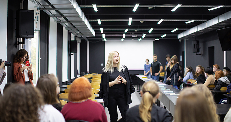 BookFest в МКИК: студенты представили авторские издания BookFest в МКИК: студенты представили авторские издания