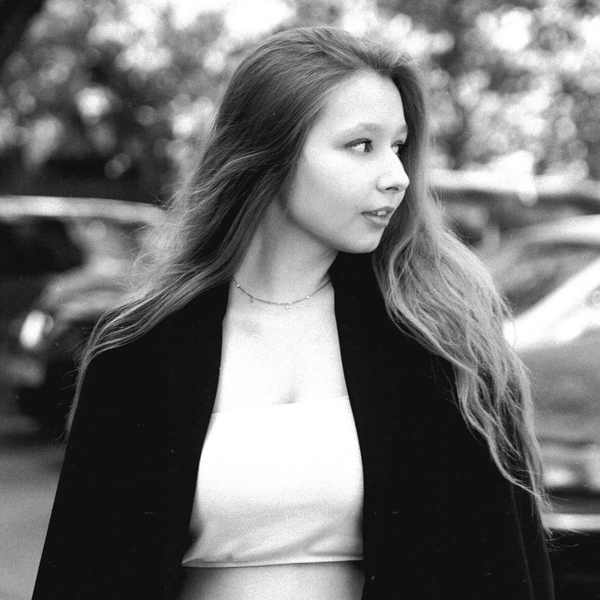 Юлия Озарнова о практике в издательстве «Лампочка» Юлия Озарнова о практике в издательстве «Лампочка»