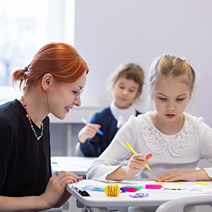 Дизайнеры провели 16 творческих мастер-классов для детей Дизайнеры провели 16 творческих мастер-классов для детей