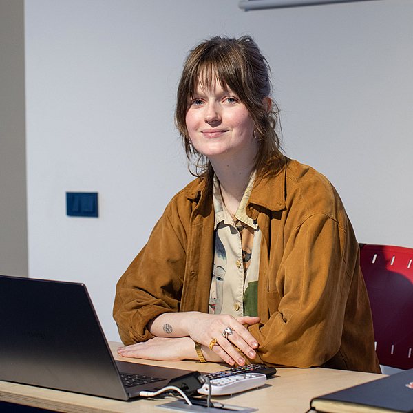 ��������� ���� ������� � ���������� � �������� ����� �����������