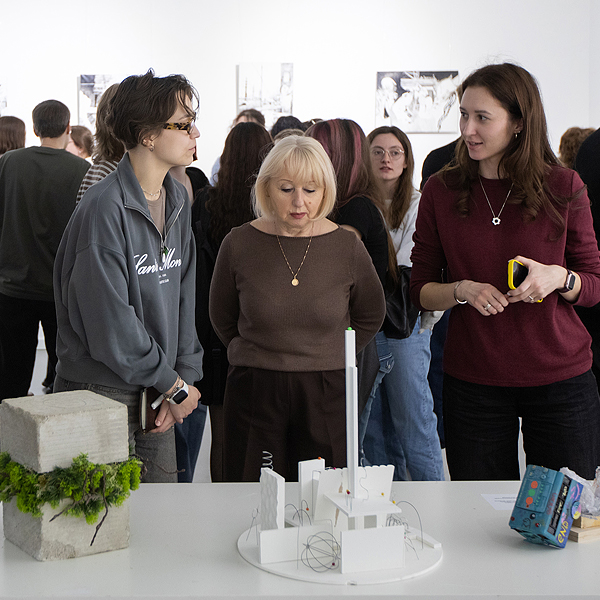 �������� ���������� ����� ���������� � ������� �����