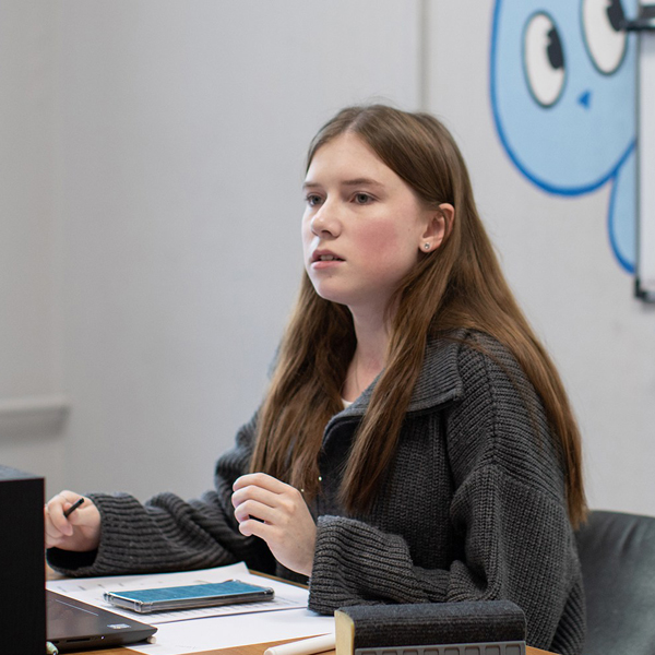 Студентка МКИК Анастасия Реутова о преподавании корейского языка Студентка МКИК Анастасия Реутова о преподавании корейского языка