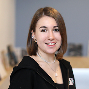 Выпускница Кира Бобёр поступила на бюджет в МПГУ Выпускница Кира Бобёр поступила на бюджет в МПГУ