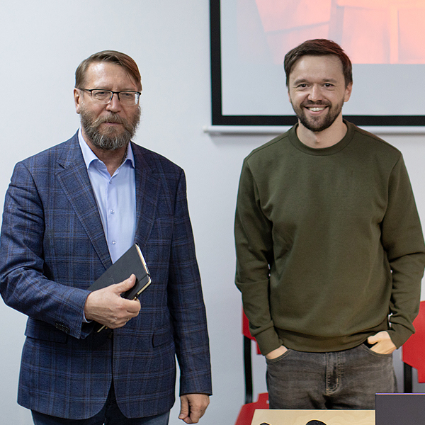 В МКИК состоялся open talk фэшн-фотографа Дмитрия Булина В МКИК состоялся open talk фэшн-фотографа Дмитрия Булина