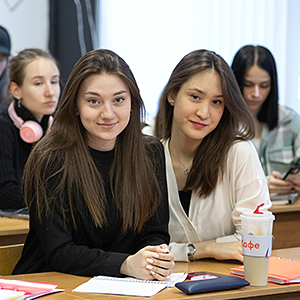 Старшекурсники готовятся к выходу в профессиональную среду Старшекурсники готовятся к выходу в профессиональную среду