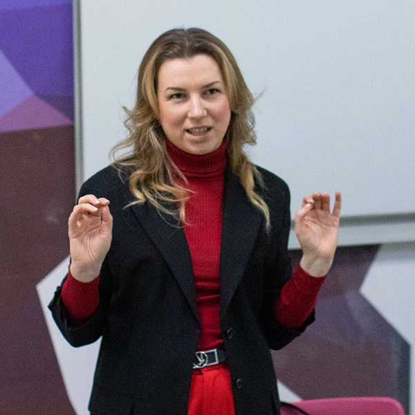 ����� ������� �� hr-��������� � ������������� ��������