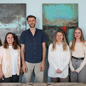 Екатерина Шляпникова разрабатывает дизайн-проект для Korean Chick Екатерина Шляпникова разрабатывает дизайн-проект для Korean Chick