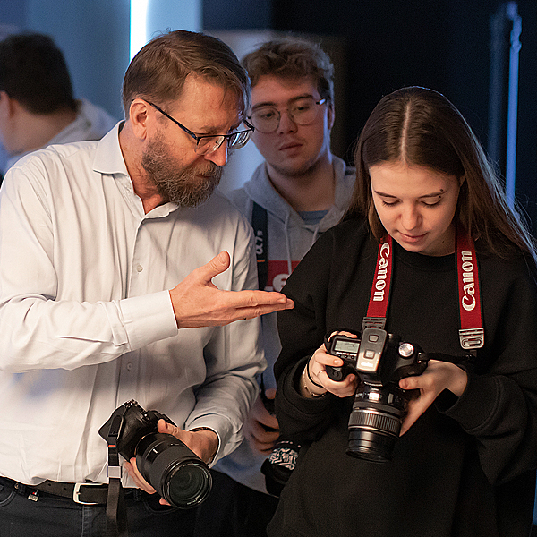 �������� ����� ������� �������� � ����� ������� � �����