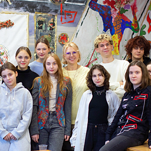 Студенты взяли интервью у родителей в рамках курса по журналистике Студенты взяли интервью у родителей в рамках курса по журналистике