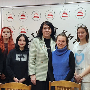 Студенты познакомились с тенденциями южнокорейской литературы Студенты познакомились с тенденциями южнокорейской литературы