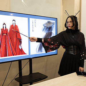 Студенты провели мастер-классы в языковой школе «Линдао» Студенты провели мастер-классы в языковой школе «Линдао»