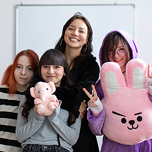 Выставка «Окно в детство»: яркие моменты взросления Выставка «Окно в детство»: яркие моменты взросления