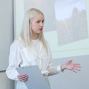 Как стать счастливым? Мастер-класс Полины Тихоновой Как стать счастливым? Мастер-класс Полины Тихоновой