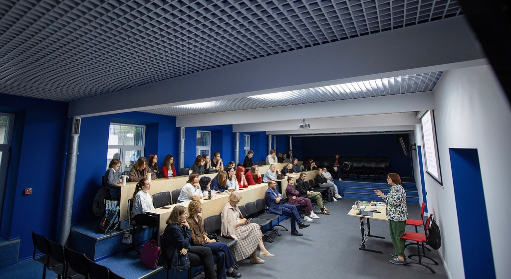 конференц-зал-ИГУМО4.jpg конференц-зал-ИГУМО4.jpg