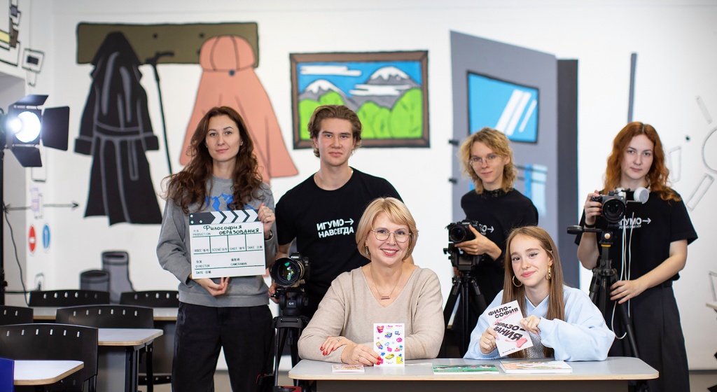 Подкаст-на-ИГУМО-и-МКИК1.jpg Подкаст-на-ИГУМО-и-МКИК1.jpg