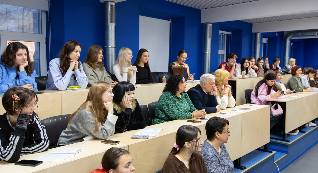 Лингвистический-театр2.jpg Лингвистический-театр2.jpg